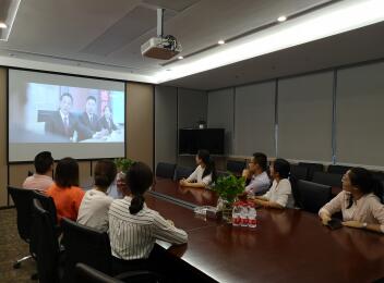 守护司法权威，，，，，，，弘扬平正正义——广安支部组织旁观犯罪普法片《出格追踪》